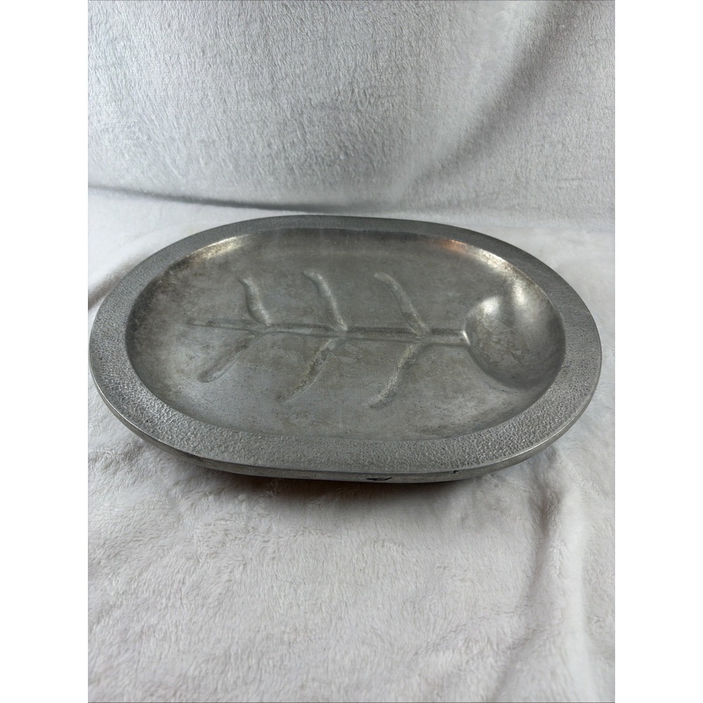 Vintage 30s Century Silver Seal Cast Aluminum Well and Tree Steak Platter Tray
